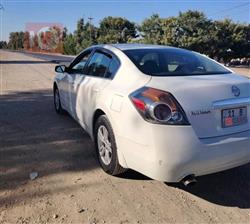 نيسان ألتيما